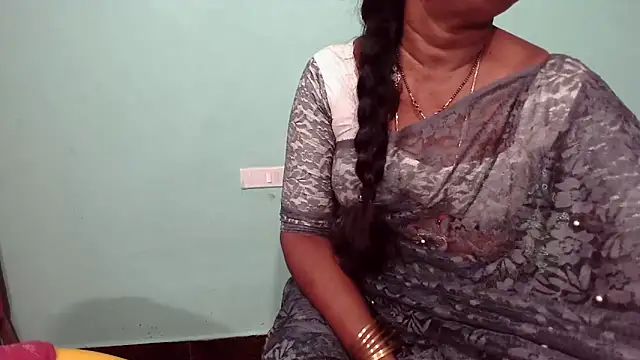 shrutitelugu69 online show from 02/05/26, 01:51