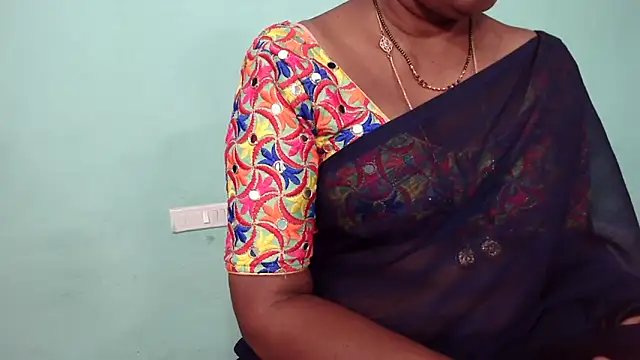 shrutitelugu69 online show from 03/24/26, 01:33