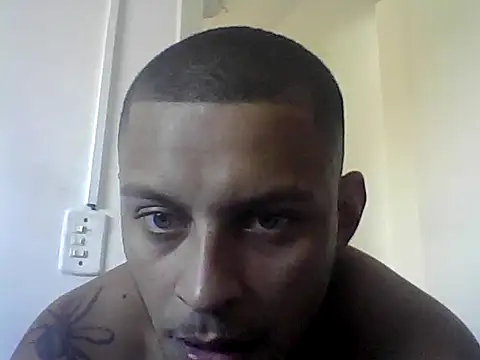 emrehliug12 online show from 02/06/26, 03:52