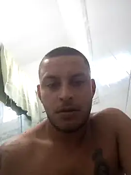 emrehliug12 online show from 02/08/26, 09:56