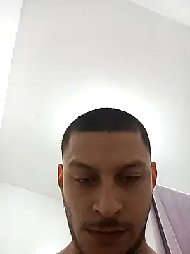 emrehliug12 online show from 12/17/24, 04:12