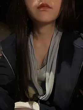 Snapshot of Asia-Lynn chatting on 04/24/26, 11:45 Asia-Lynn online show from 04/24/26, 11:45