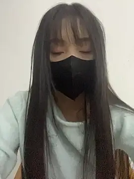 Snapshot of Asia-Lynn chatting on 04/21/26, 10:33 Asia-Lynn online show from 04/21/26, 10:33