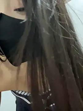 Snapshot of Asia-Lynn chatting on 09/09/25, 11:41 Asia-Lynn online show from 09/09/25, 11:41