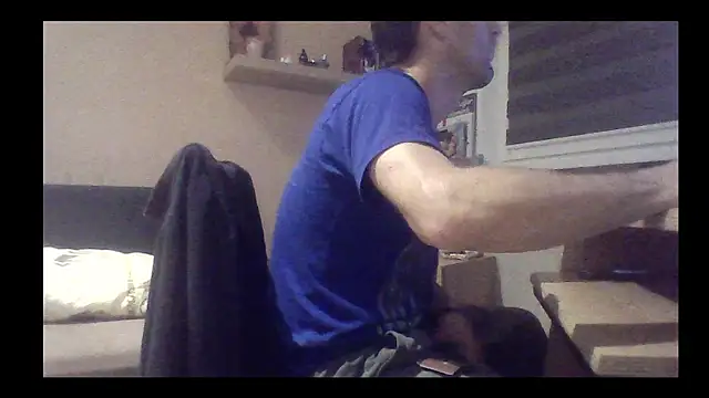 Snapshot of matejk chatting on 10/01/25, 05:06 matejk online show from 10/01/25, 05:06