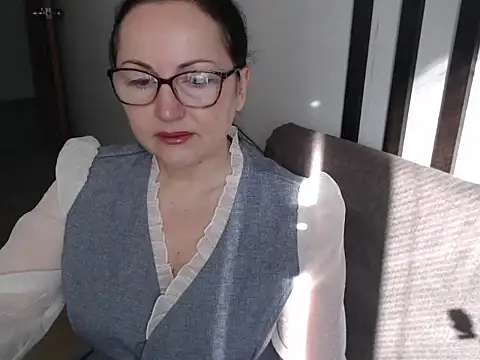 Alma44 online show from 03/11/26, 07:13