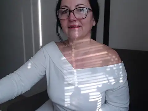 Alma44 online show from 02/13/26, 06:24