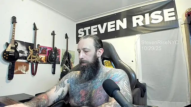 StevenRiseNYC online show from 10/30/25, 01:04