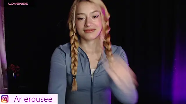 arie rousee sub online show from 11/08/25, 11:52