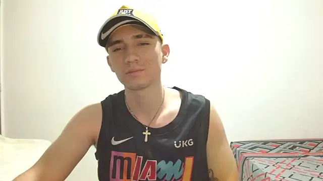 ChicoMaloFfF online show from 04/12/26, 01:42