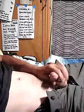 Snapshot of fuckingbigtit19782 chatting on 07/20/26, 12:07 fuckingbigtit19782 online show from 07/20/26, 12:07