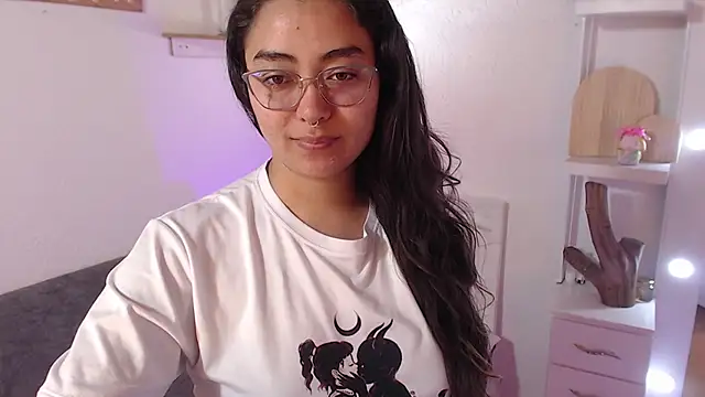  Kim  M online show from 11/19/25, 12:16