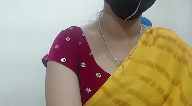Snapshot of Lovely_Siri_23 chatting on 01/26/25, 08:13 Lovely Siri 23 online show from 01/26/25, 08:13
