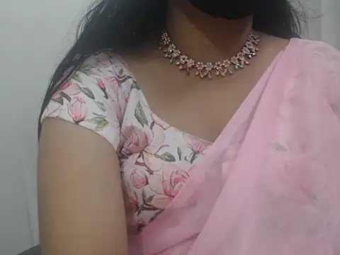 Snapshot of Lovely_Siri_23 chatting on 05/21/26, 10:12 Lovely Siri 23 online show from 05/21/26, 10:12