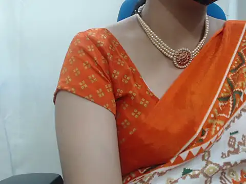 Lovely Siri 23 online show from 11/13/25, 06:12