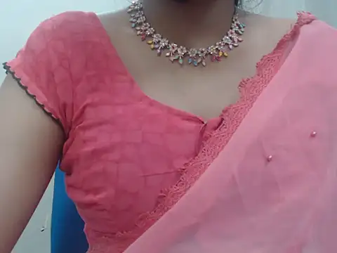 Lovely Siri 23 online show from 03/12/26, 12:05