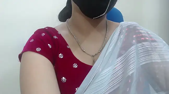 Snapshot of Lovely_Siri_23 chatting on 03/20/25, 07:04 Lovely Siri 23 online show from 03/20/25, 07:04