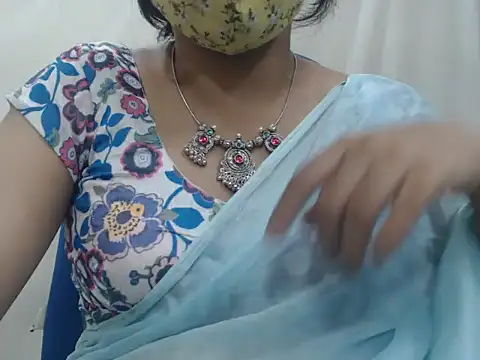 Snapshot of Lovely_Siri_23 chatting on 02/08/26, 06:27 Lovely Siri 23 online show from 02/08/26, 06:27