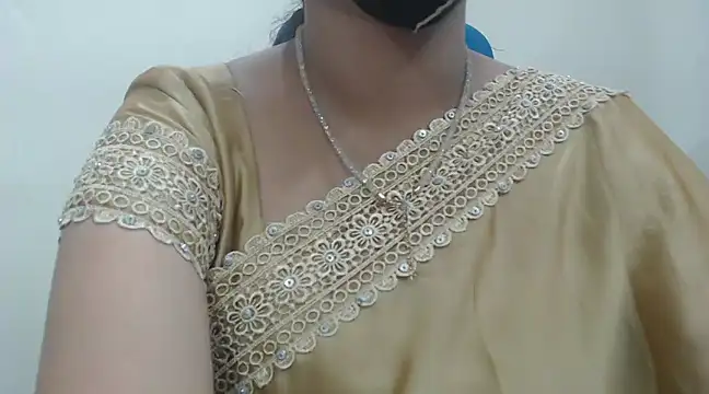 Snapshot of Lovely_Siri_23 chatting on 01/16/25, 11:48 Lovely Siri 23 online show from 01/16/25, 11:48