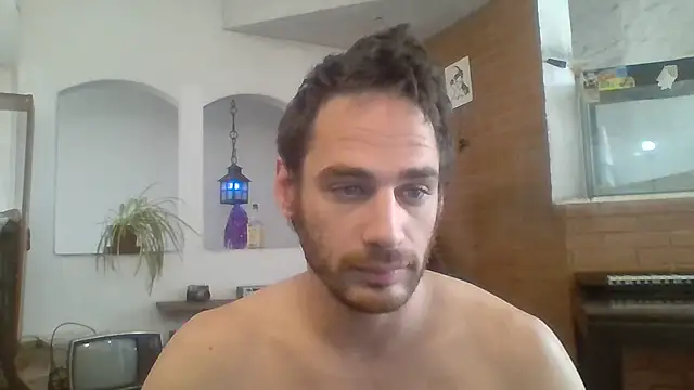 Snapshot of Stevenson988 chatting on 10/31/25, 02:57 Stevenson988 online show from 10/31/25, 02:57