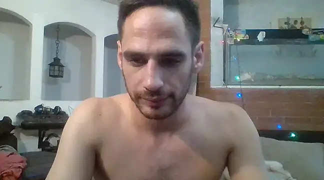 Snapshot of Stevenson988 chatting on 03/05/25, 10:10 Stevenson988 online show from 03/05/25, 10:10