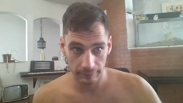 Snapshot of Stevenson988 chatting on 02/11/26, 04:18 Stevenson988 online show from 02/11/26, 04:18