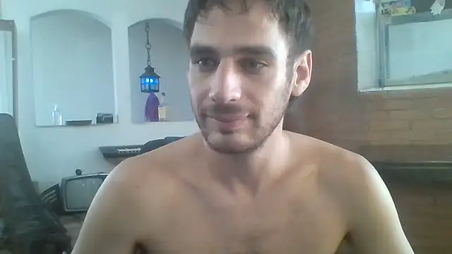 Snapshot of Stevenson988 chatting on 01/16/26, 04:44 Stevenson988 online show from 01/16/26, 04:44