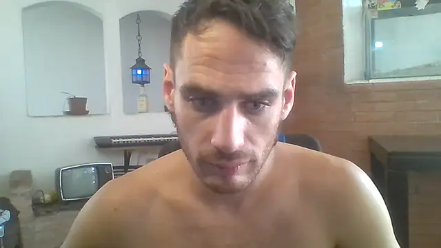 Snapshot of Stevenson988 chatting on 02/18/26, 04:36 Stevenson988 online show from 02/18/26, 04:36