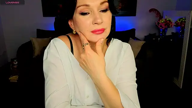 Sofia Ford online show from 05/09/26, 01:25