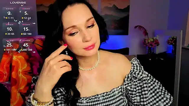 Sofia Ford online show from 06/18/26, 07:51