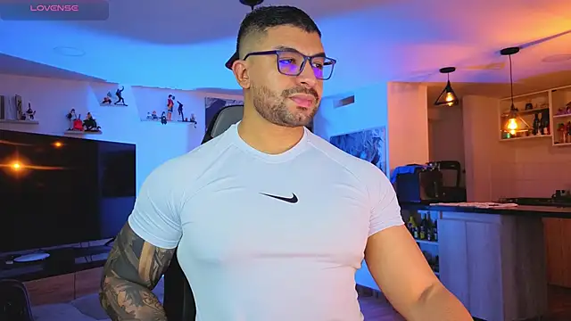 Michael Diamond online show from 09/26/25, 02:51