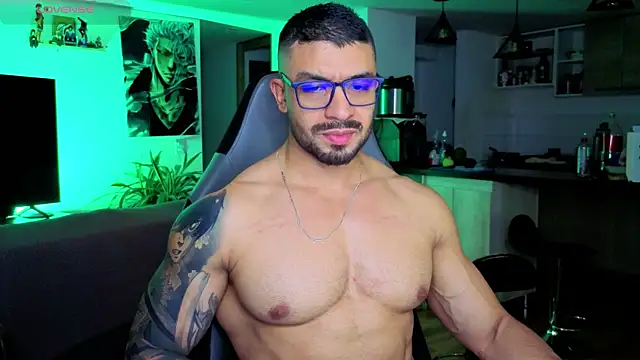 Snapshot of Michael_Diamond chatting on 07/11/26, 04:24 Michael Diamond online show from 07/11/26, 04:24