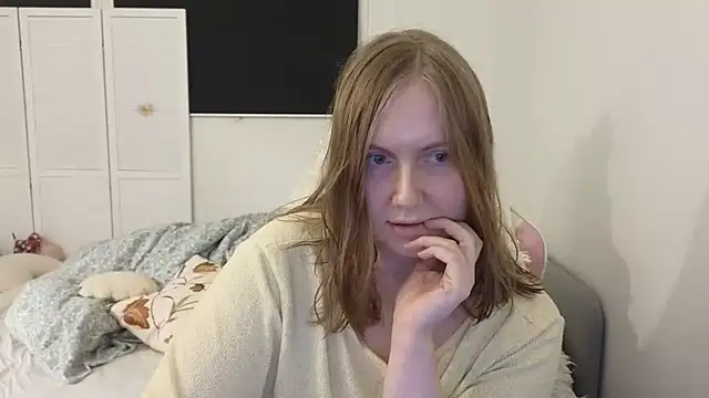 Snapshot of lilleambi chatting on 03/06/26, 08:37 lilleambi online show from 03/06/26, 08:37