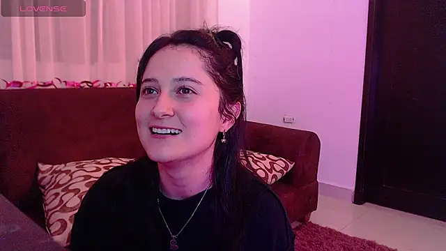 Snapshot of AlissonnFoxx chatting on 02/27/25, 04:13 AlissonnFoxx online show from 02/27/25, 04:13