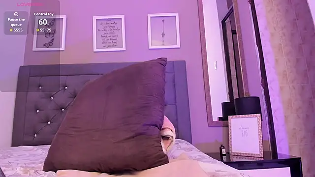 AlissonnFoxx online show from 12/03/25, 08:30