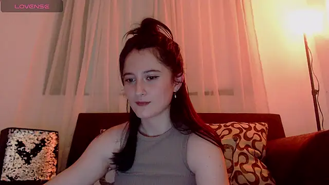 Snapshot of AlissonnFoxx chatting on 02/08/25, 01:22 AlissonnFoxx online show from 02/08/25, 01:22