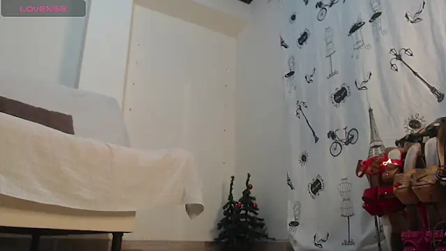 ammarahot7777 online show from 12/02/25, 02:45