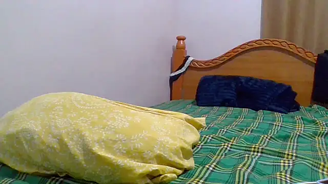 sweet-fancy online show from 03/06/26, 03:34