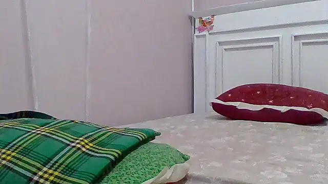 sweet-fancy online show from 05/08/26, 07:56