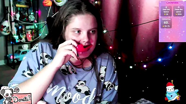 Snapshot of so_cute777 chatting on 12/19/25, 09:44 so cute777 online show from 12/19/25, 09:44