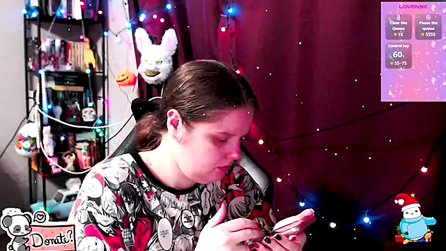 Snapshot of so_cute777 chatting on 12/20/25, 12:02 so cute777 online show from 12/20/25, 12:02