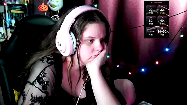 so cute777 online show from 12/18/25, 07:02