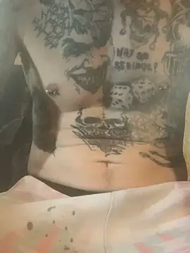 Snapshot of PIercingBoy38 chatting on 02/27/25, 10:44 PIercingBoy38 online show from 02/27/25, 10:44