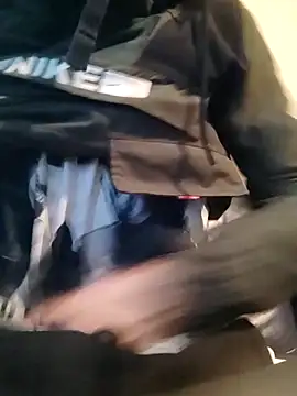 Snapshot of PIercingBoy38 chatting on 10/30/25, 02:58 PIercingBoy38 online show from 10/30/25, 02:58