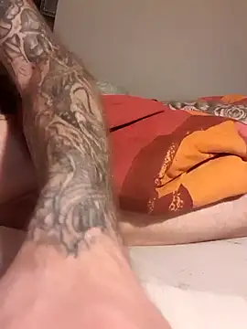 Snapshot of PIercingBoy38 chatting on 02/23/25, 12:08 PIercingBoy38 online show from 02/23/25, 12:08