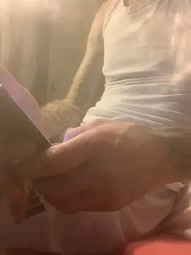 Snapshot of PIercingBoy38 chatting on 02/27/25, 08:53 PIercingBoy38 online show from 02/27/25, 08:53