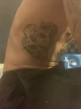 Snapshot of PIercingBoy38 chatting on 02/22/25, 07:58 PIercingBoy38 online show from 02/22/25, 07:58