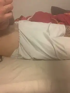 Snapshot of PIercingBoy38 chatting on 03/03/25, 09:48 PIercingBoy38 online show from 03/03/25, 09:48