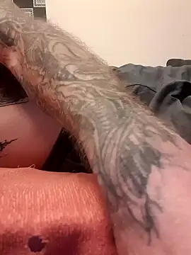 Snapshot of PIercingBoy38 chatting on 03/11/25, 08:53 PIercingBoy38 online show from 03/11/25, 08:53