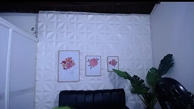 Valentinaa mature online show from 01/07/26, 08:58